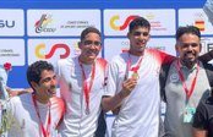 بالبلدي: وزير
      الرياضة
      يهنئ
      المنتخب
      المصري
      بتصدر
      بطولة
      العالم
      للخماسي
      الحديث
      للجامعات