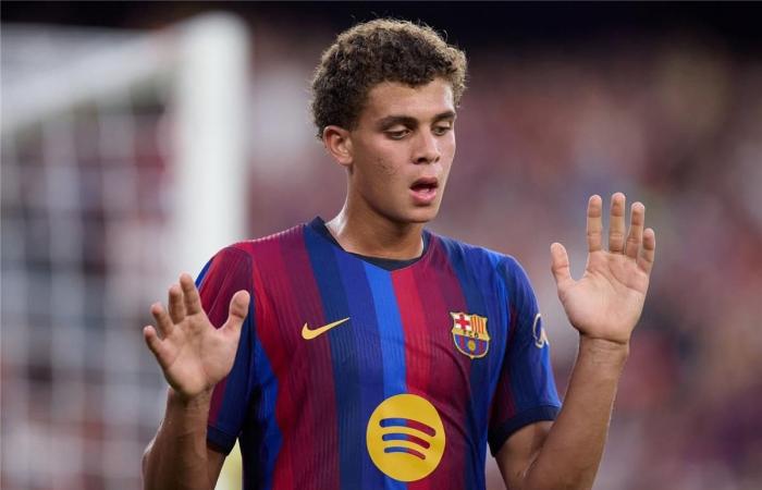 بالبلدي : فيديو
      |
      ماذا
      قدم
      حمزة
      عبد
      الكريم
      في
      مباراة
      الأهلي
      وبرشلونة
      في
      كأس
      خوان
      جامبر؟