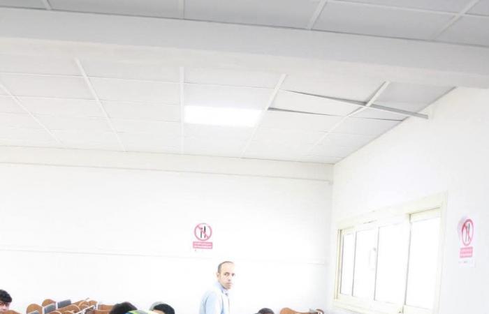 بالبلدي : توافد
      الطلاب
      على
      مقار
      الاختبارات
      الإلكترونية
      لاستكمال
      امتحانات
      القبول
      بمدارس
      التكنولوجيا
      التطبيقية