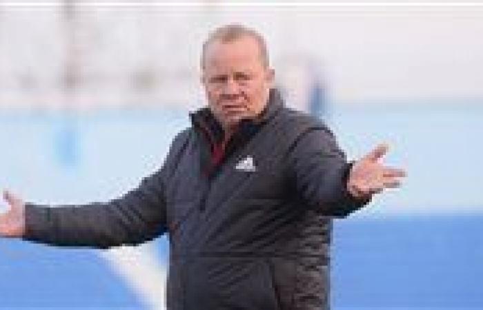 بالبلدي: شوقي
      غريب
      يستبعد
      الاستمرار
      في
      تدريب
      المنتخب
      الأولمبي