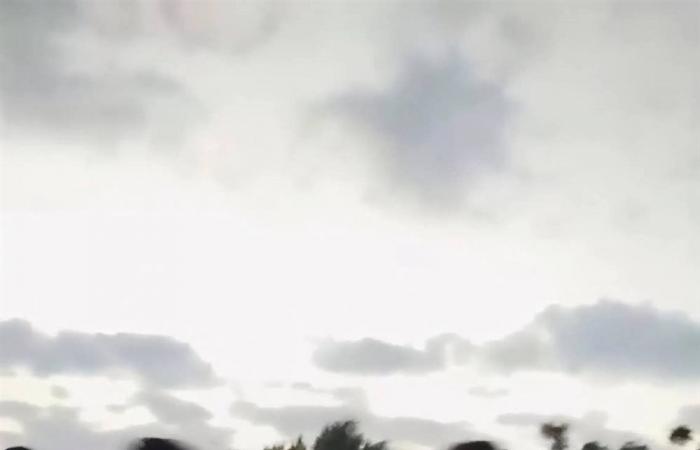 بالبلدي : بالأسماء..
      مصرع
      وإصابة
      19
      في
      حادث
      انقلاب
      سيارة
      عمالة
      بالمنوفية