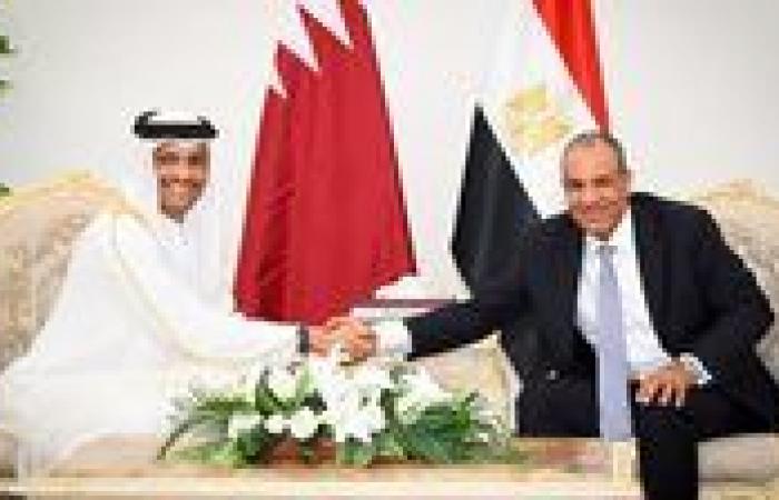 بالبلدي: وزير
      الخارجية
      يبحث
      مع
      نظيره
      القطري
      تعزيز
      العلاقات
      الثنائية