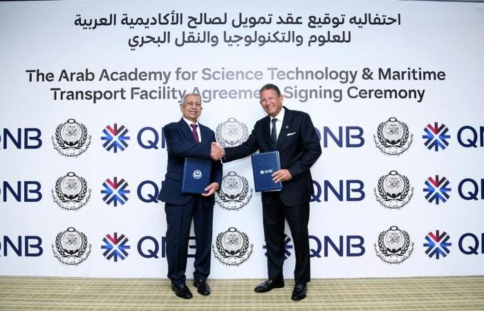 بالبلدي : لإنشاء
      حرم
      مدرسة
      دولية
      بالإسكندرية..
      QNB
      مصر
      يرتب
      تمويلا
      للأكاديمية
      العربية
      للعلوم
      والتكنولوجيا
      والنقل
      البحري