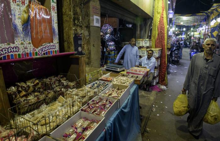 بالبلدي: مصر.. تراجع سعر السكر لم يمنع ارتفاع أسعار حلوى المولد.. ما القصة؟