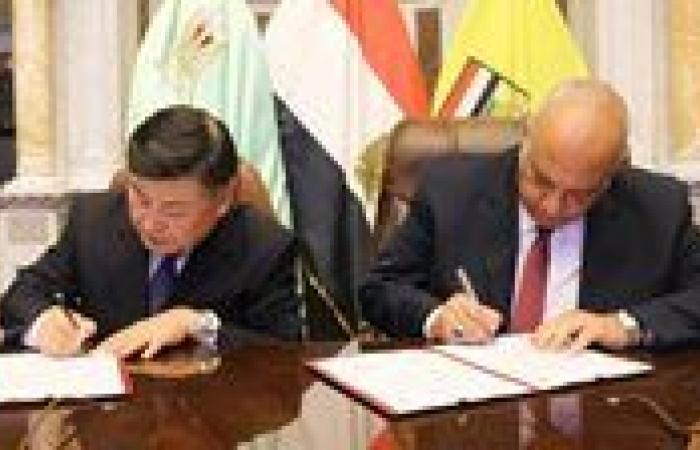 بالبلدي: بحوث
      الصحراء
      يوقع
      مذكرة
      تفاهم
      مع
      جامعة
      كيونغ
      بوك
      الوطنية
      الكورية
      لتعزيز
      التعاون
      الزراعي