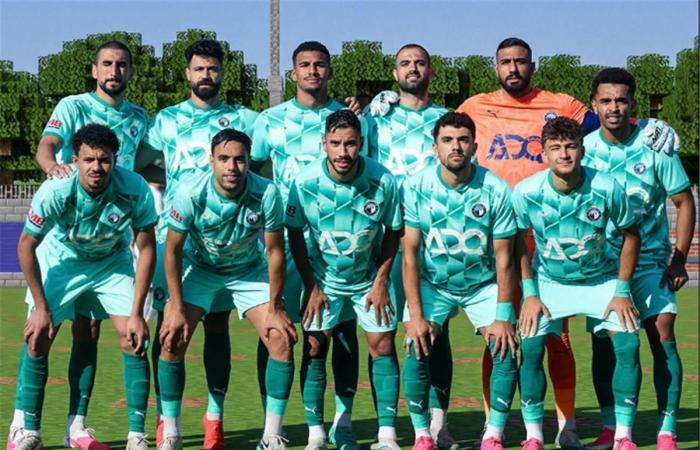 بالبلدي : حكم
      مباراة
      بيراميدز
      وغزل
      المحلة
      في
      الدوري
      المصري