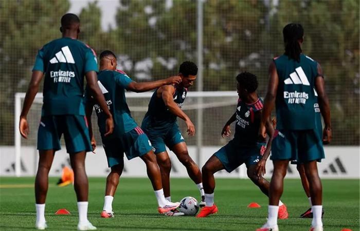بالبلدي : قائمة
      ريال
      مدريد
      لمباراة
      إسبانيول
      في
      الدوري
      الاسباني..
      موقف
      الصفقات
      الجديدة
