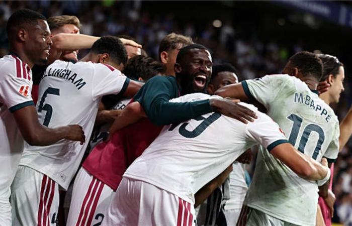 بالبلدي : رجل
      مباراة
      ريال
      مدريد
      وإسبانيول
      في
      الدوري
      الإسباني