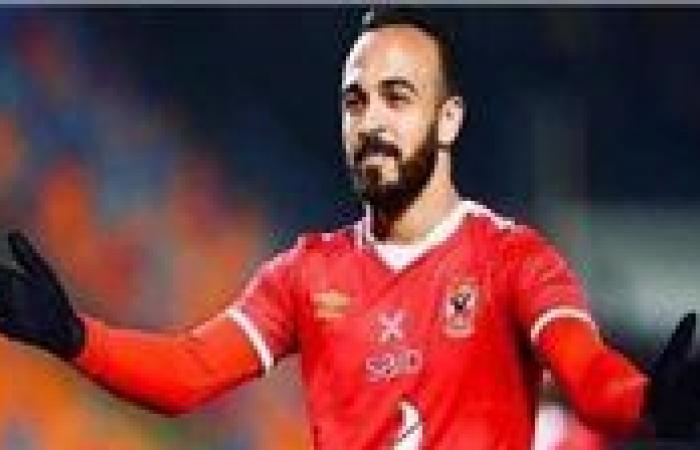 بالبلدي: أحمد
      السيد:
      المنافسة
      على
      الدوري
      بين
      الأهلي
      وبيراميدز..
      والجمهور
      لازم
      يدعم
      أفشة