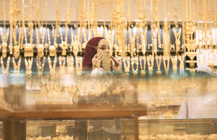 belbalady الذهب يستعيد بريقه في مصر.. صعود الأوقية والدولار يدفعان الأسعار لمستويات مرتفعة