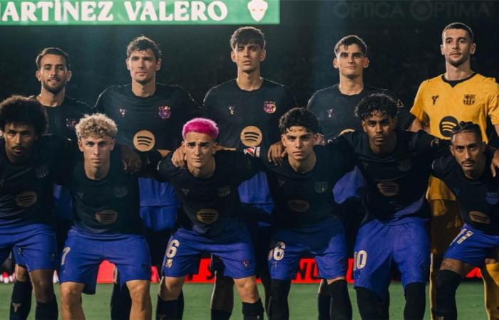 بالبلدي : رجل
      مباراة
      برشلونة
      وإلتشي
      في
      الدوري
      الإسباني