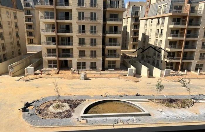 بالبلدي : من
      72
      عمارة
      إلى
      6
      فقط..
      7
      سنوات
      من
      التأخير
      تشعل
      غضب
      ملاك
      «نيوبوليس»
      ضد
      وادي
      دجلة