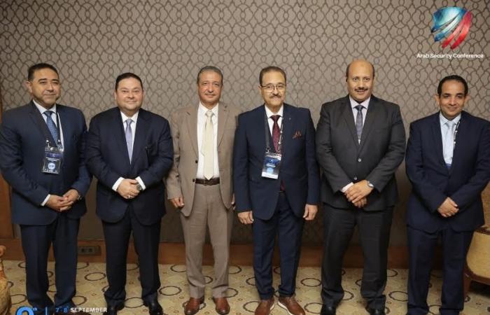 بالبلدي : حضور
      وزاري
      ودبلوماسي
      رفيع
      المستوى
      في
      الدورة
      العاشرة
      من
      المؤتمر
      العربي
      للأمن
      السيبراني
      2026