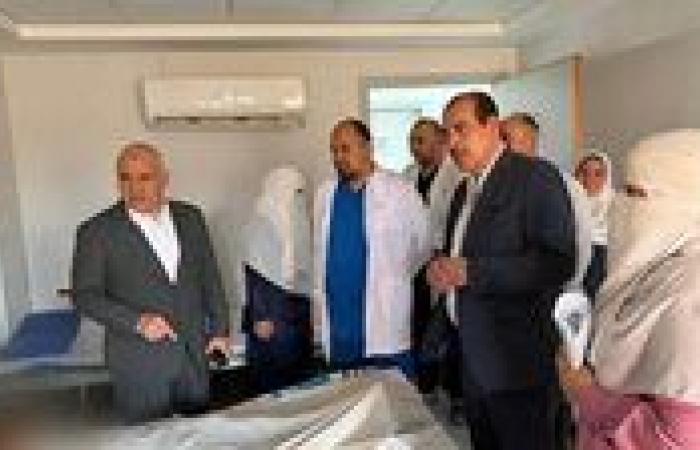 بالبلدي: نائب
      وزير
      الصحة
      يتفقد
      منشآت
      الجيزة
      ويحيل
      مدير
      مستشفى
      العياط
      للتحقيق