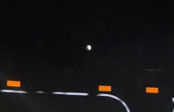 بالبلدي: أبناء
      المطربين
      يتألقون
      في
      الساحل
      الشمالي..
      هل
      يفتح
      الآباء
      طريق
      الفن
      لجيل
      جديد؟