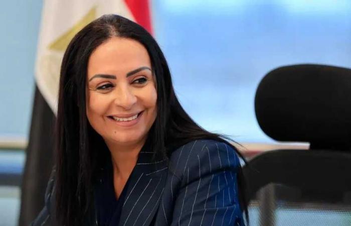 بنك
      ناصر
      الاجتماعي
      يتيح
      تمويل
      المصروفات
      الدراسية
      لتخفيف
      الأعباء
      عن
      الأسرة
      المصرية