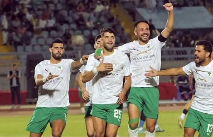 بالبلدي : فيديو|
      في
      مباراة
      مثيرة..
      المصري
      يفوز
      بثلاثية
      على
      المقاولون
      العرب
      في
      الدوري