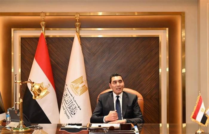 بالبلدي : بعد
      هروبهما..
      وزارة
      الرياضة
      تحيل
      واقعة
      ثنائي
      المصارعة
      إلى
      النيابة
      العامة