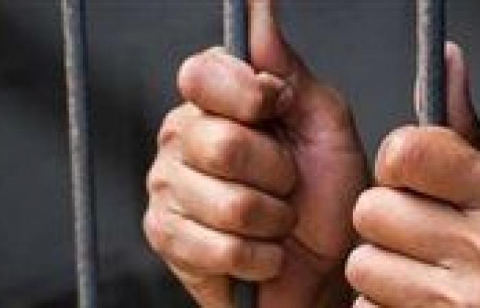 بالبلدي: حكم
      قضائي
      يكشف
      تفاصيل
      تهديد
      تاجر
      ذهب
      لصحفي
      عبر
      واتساب