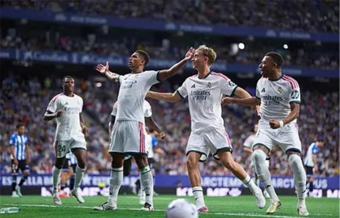 بالبلدي : ريال
      مدريد
      يسعى
      لفك
      عقدة
      آرسنال
      في
      قمة
      مواجهات
      دوري
      أبطال
      أوروبا