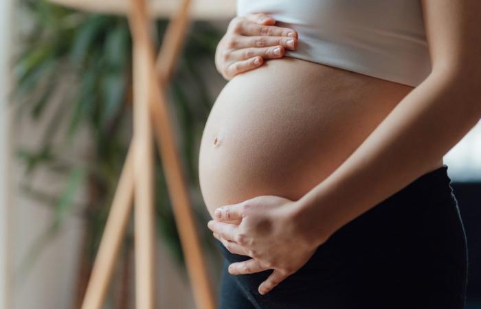 belbalady أعراض ارتفاع هرمون الحليب عند النساء والرجال: متى تصبح مقلقة؟