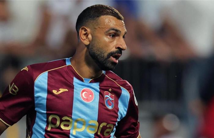 بالبلدي : رسميًا..
      محمد
      صلاح
      يحصد
      أول
      جائزة
      فردية
      مع
      طرابزون
