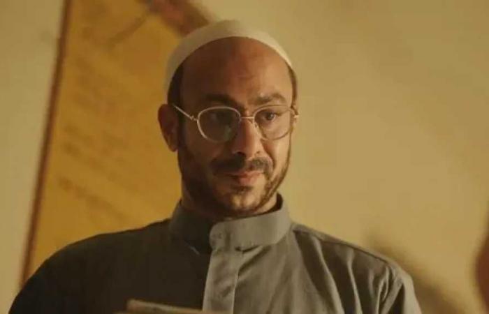 محمد
      فراج
      يكشف
      تفاصيل
      شخصية
      الشيخ
      علاء
      في
      «لعبة
      جهنم»:
      الحفاظ
      على
      الحالة
      النفسية
      كان
      مرهقًا