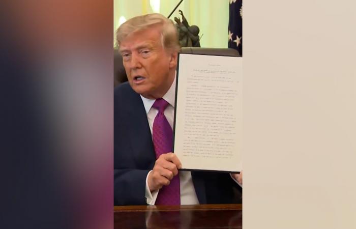 بالبلدي: "نحتاج الآن إلى محيط".. ترامب يوقع أمراً تنفيذياً لتغيير اسم "بحيرة أونتاريو" إلى "بحيرة أمريكا"