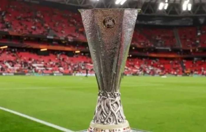 قرعة
      الدوري
      الأوربي
      تسفر
      عن
      مباريات
      قوية..
      تعرف
      عليها