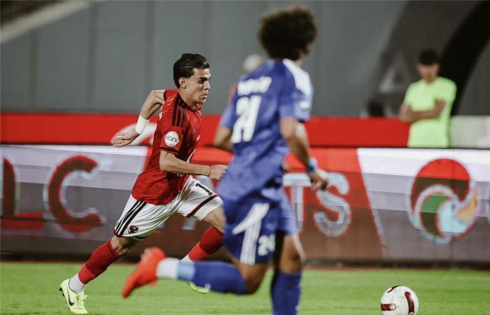 بالبلدي : فيديو
      |
      الأهلي
      يهزم
      سموحة
      بصعوبة
      في
      الدوري
      المصري