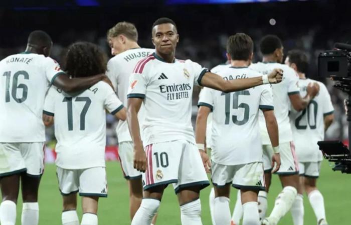 بالبلدي : تشكيل
      ريال
      مدريد
      المتوقع
      أمام
      ريال
      بيتيس
      اليوم
      في
      الدوري
      الإسباني