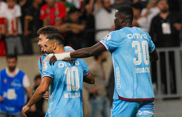بالبلدي : أسطورة
      ليفربول
      ينضم
      لسباق
      المرشحين
      لـ
      تدريب
      محمد
      صلاح
      في
      طرابزون
      سبور