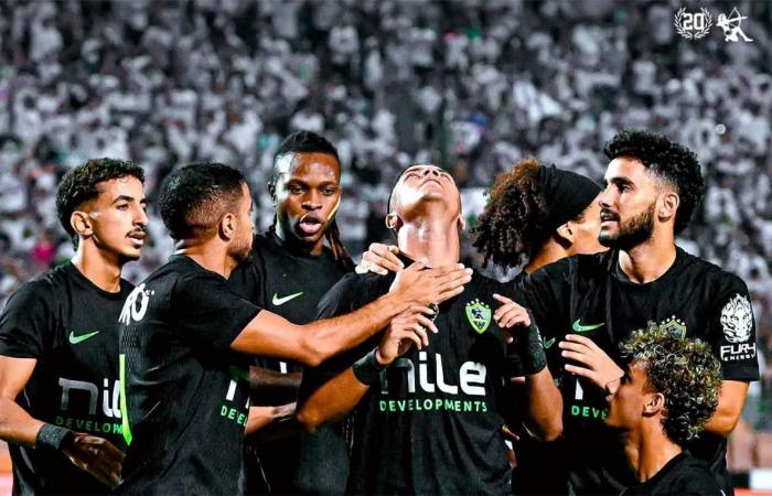 بالبلدي : استدعاء
      ثلاثي
      الزمالك
      لمعسكرات
      منتخباتهم
      في
      التوقف
      الدولي