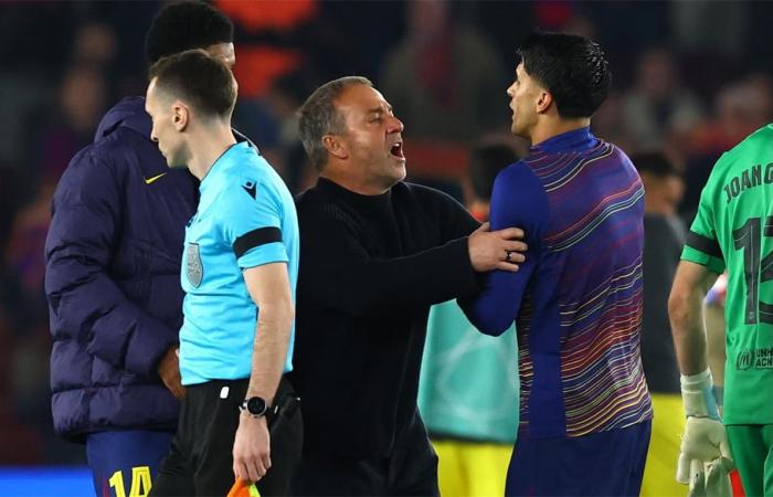 بالبلدي : حكم
      مباراة
      برشلونة
      وفالنسيا
      في
      الدوري
      الإسباني