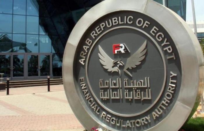 بالبلدي: الاقتصاد
      في
      أسبوع..
      مدبولي:
      الحكومة
      ترفض
      بشكل
      قاطع
      أي
      فكرة
      تتعلق
      بمقايضة
      قناة
      السويس
      أو
      طرح
      نسبة
      منها