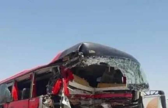 مصرع
      3
      مصريين
      وإصابة
      آخرين
      في
      انقلاب
      حافلة
      معتمرين
      بالقرب
      من
      مكة