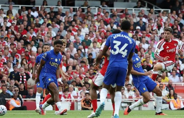 بالبلدي : فيديو
      |
      آرسنال
      يقلب
      الطاولة
      على
      تشيلسي
      في
      سيناريو
      مثير
      بقمة
      الدوري
      الإنجليزي