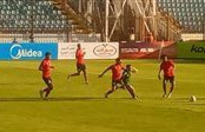 بالبلدي: ‏الاتحاد
      يحقق
      فوز
      هام
      أمام
      بترول
      أسيوط
      بهدف
      نور