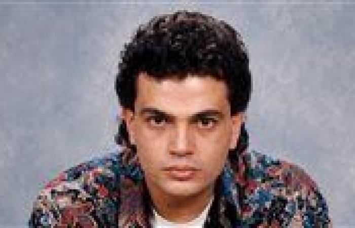 بالبلدي: عمرو
      دياب
      يشارك
      في
      تريند
      الثمانينيات..
      والمتابعين:
      "الوحيد
      اللى
      معندوش
      Ai"