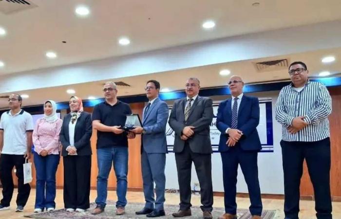 جامعة
      طنطا
      تحصد
      المركز
      الثالث
      و11
      ميدالية
      في
      المهرجان
      الرياضي
      للطلاب
      ذوي
      الهمم
      بجامعة
      بنها