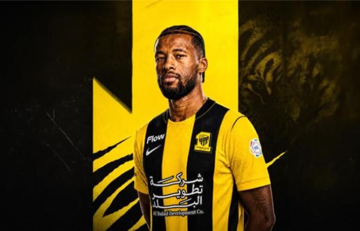 بالبلدي : رسميًا..
      نجم
      عالمي
      يعود
      للعب
      في
      الدوري
      السعودي
      من
      جديد