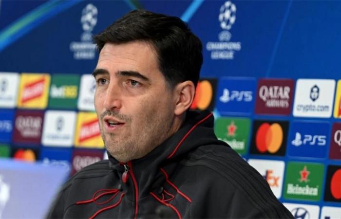 بالبلدي : إيراولا:
      خبرة
      سيميوني
      أكبر
      مني
      بكثير..
      وسأحقق
      أحد
      أحلامي
      غدًا