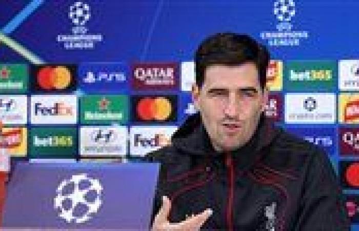بالبلدي: إيراولا
      قبل
      صدام
      أتلتيكو
      مدريد:
      ليلة
      أنفيلد
      اختبار
      حقيقي
      لطموحات
      ليفربول