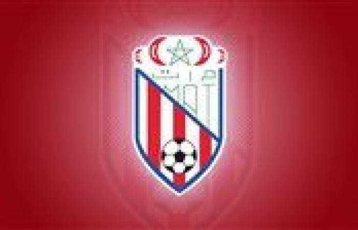 بالبلدي: يتبقى
      الإعلان
      الرسمي..
      حارس
      الزمالك
      السابق
      يتمم
      إتفاقه
      مع
      المغرب
      التطواني