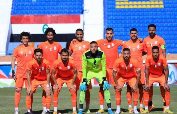 بالبلدي : مدير
      أبو
      قير
      للأسمدة
      يأماط اللثام عن
      سبب
      الخسارة
      أمام
      الزمالك..
      ويصرح:
      مواجهة
      الأهلي
      مختلفة