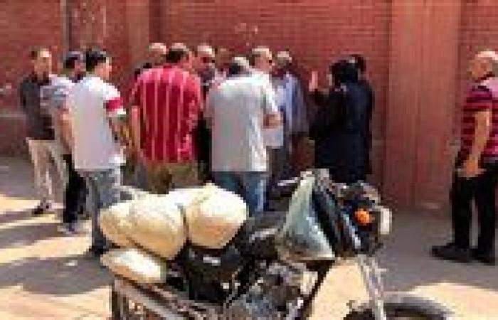 بالبلدي: محافظ
      الدقهلية
      يضبط
      موتوسيكل
      محمل
      بـ400
      رغيف
      مدعم
      في
      أجا..
      ويوجه
      بمصادرة
      الخبز