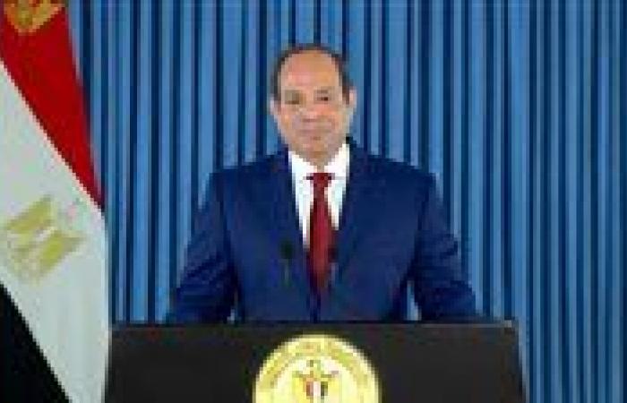 بالبلدي : الرئيس
      السيسى
      يتفقد
      معرض
      العلمين
      الدولى
      ويشاهد
      عروضًا
      لقوات
      جوية
      من
      عدة
      دول