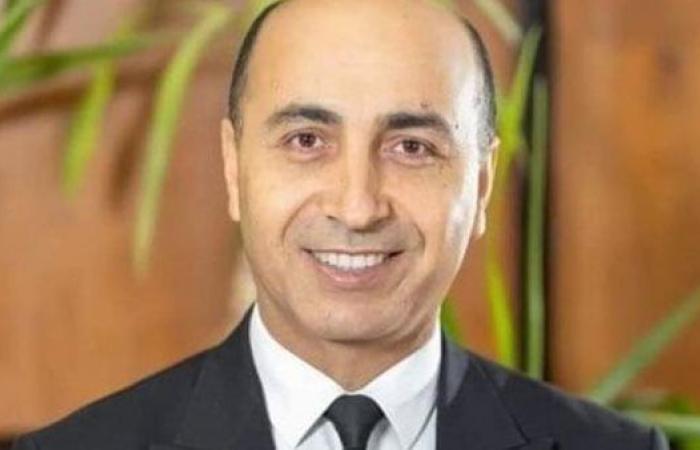 بالبلدي: رئيس
      جامعة
      دمنهور
      في
      خلال الساعات الجارية
      الدولي
      لمحو
      الأمية:
      التعليم
      حق
      والتنمية
      مسؤولية
      مشتركة