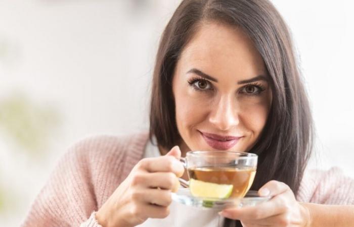 بالبلدي : فوائد الكافيين في الشاي الأخضر