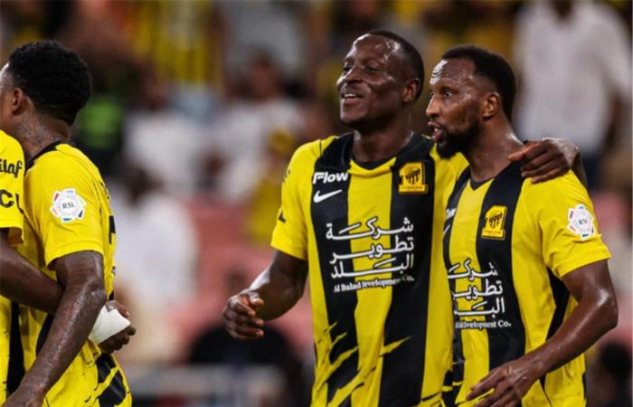 بالبلدي : فيديو
      |
      الأهلي
      يخسر
      من
      القادسية
      بثلاثية
      والاتحاد
      يفوز
      بريمونتاد
      على
      الفيحاء
      في
      منافسات البطولة المحلية
      السعودي